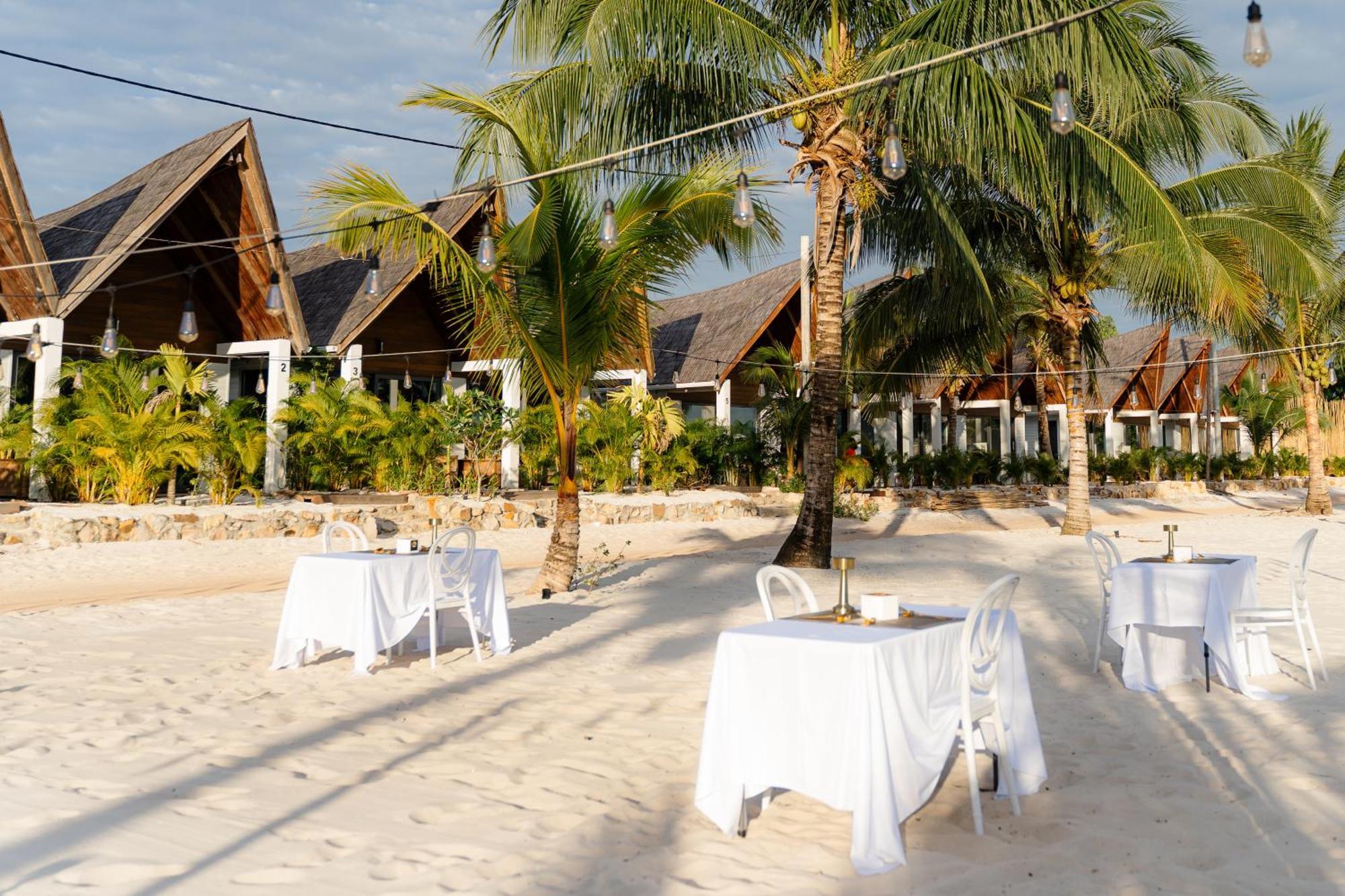 Golden Beach Resort Sok San Village Exterior foto